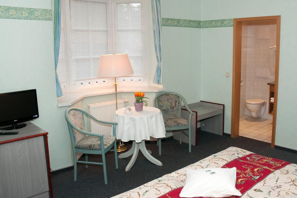 Hotel "Am Werl" Bad Saarow Bagian luar foto